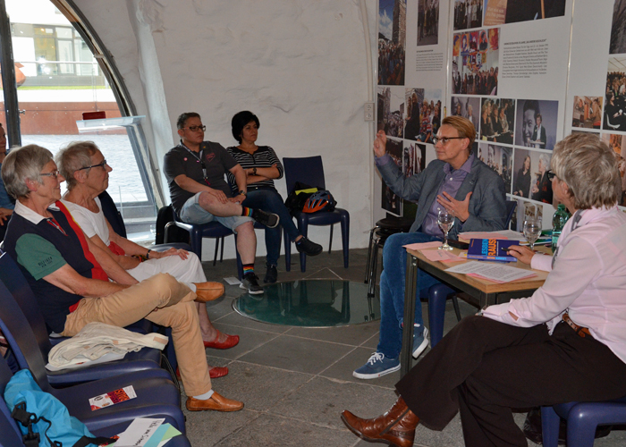 „Lesben raus!“ Und dann?